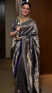 Tamannaah Bhatia Navy Blue Pure Katan Silk Banarasi Handloom Saree - Tanchui Brocade - The Handlooms
