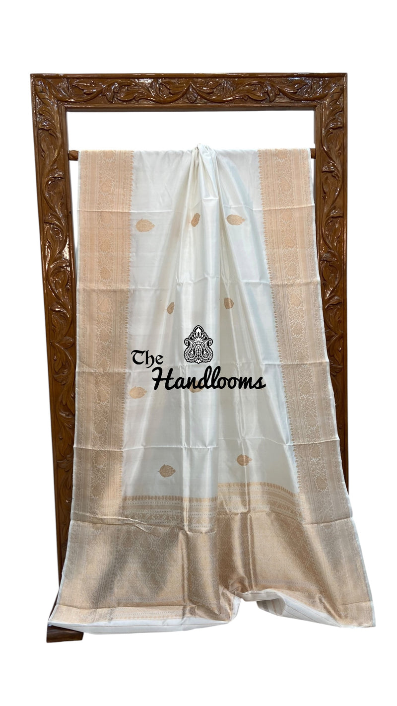 White Pure Katan Silk Banarasi Handloom Saree - All Over Kadua Motifs