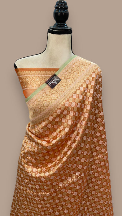 Pure Tissue Reshmi zari Banarasi Saree