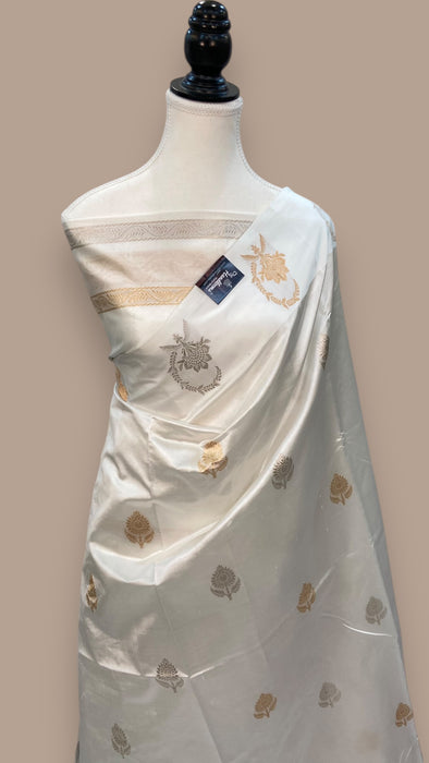 White Pure Katan Silk Banarasi Handloom Saree - All over Kadua motifs