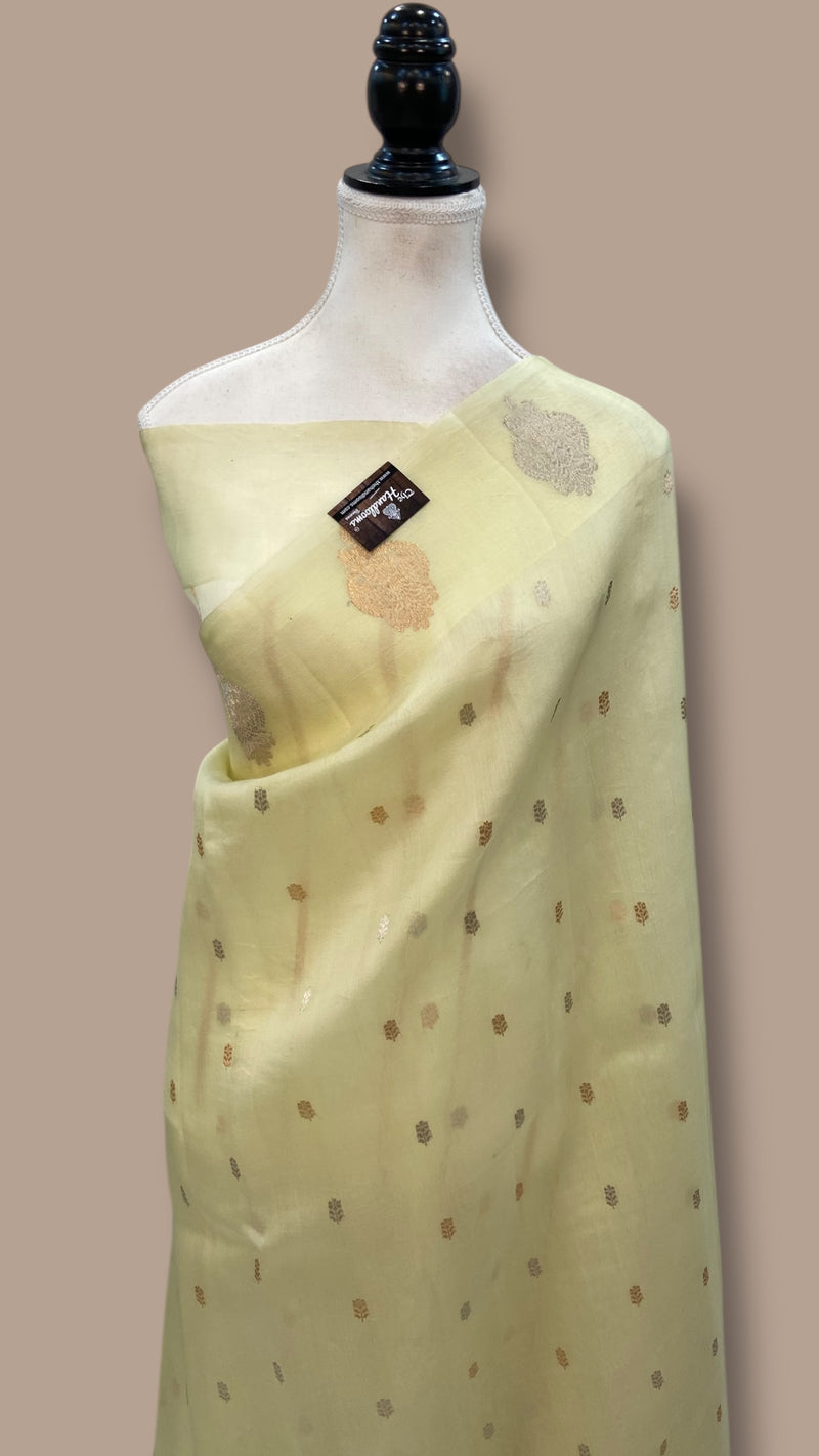 Pure Kora Handloom Banarasi Saree With Sona Roopa Motifs - The Handlooms