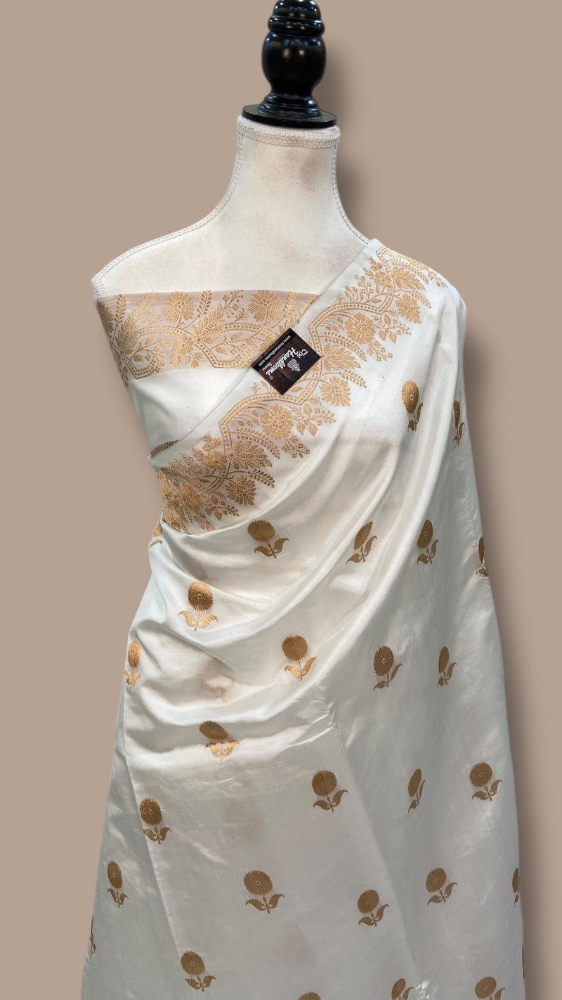 White Pure Katan Silk Banarasi Handloom Saree - All over Kadua motifs - The Handlooms