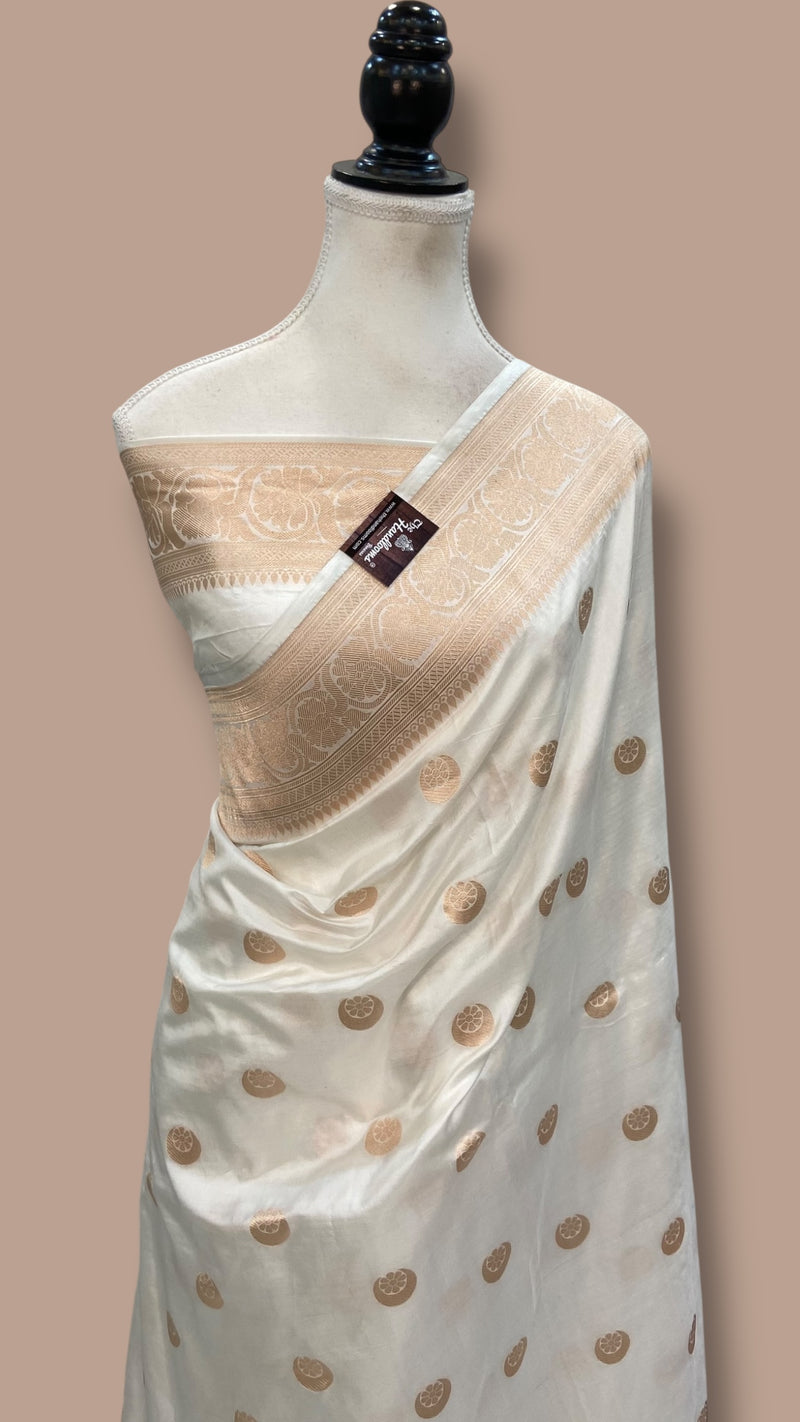 Karishma Kapoor in our Pure Katan Silk Banarasi Handloom Saree - All Over Kadua Motifs - The Handlooms