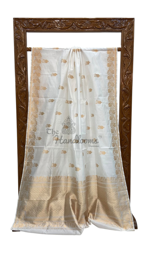 White Pure Katan Silk Banarasi Handloom Saree - All over Kadua motifs - The Handlooms