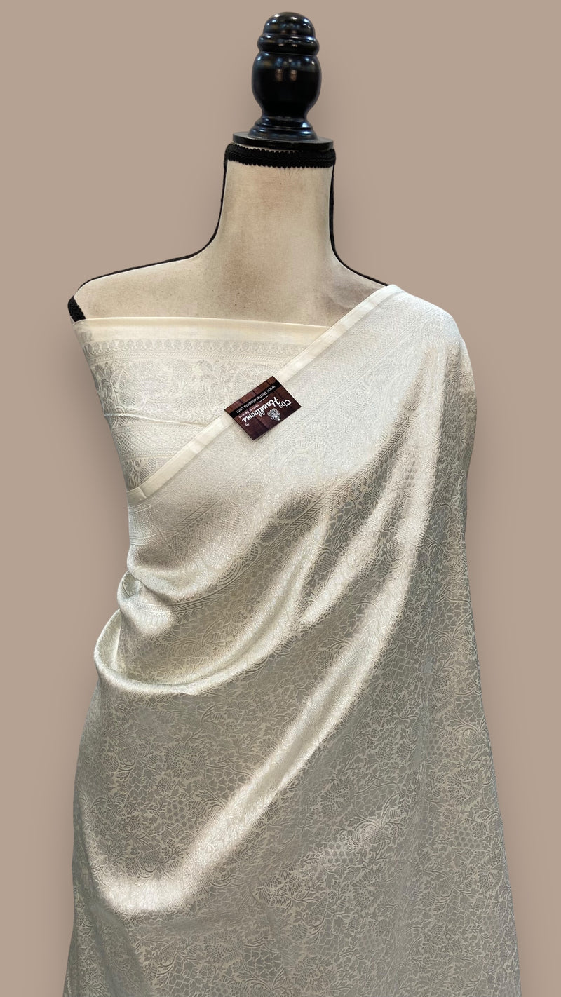 White Pure Katan Silk Banarasi Handloom Saree - Tanchui Brocade - The Handlooms