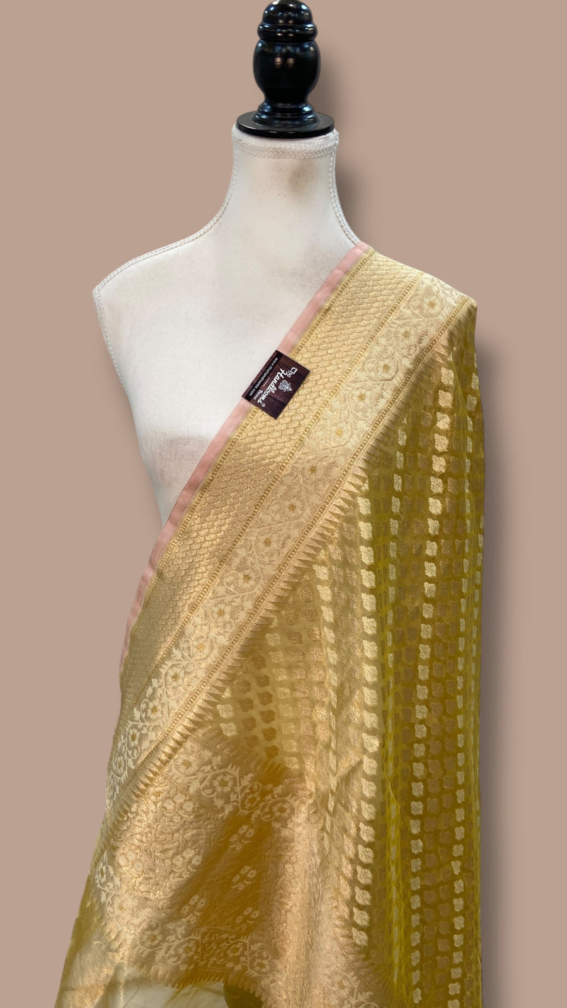 Pure Tissue Reshmi Zari Banarasi Brocade Handloom Dupatta - The Handlooms