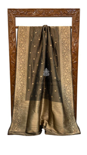 Pure tissue Katan Silk Banarasi Handloom Saree - All over Kadua motifs - The Handlooms