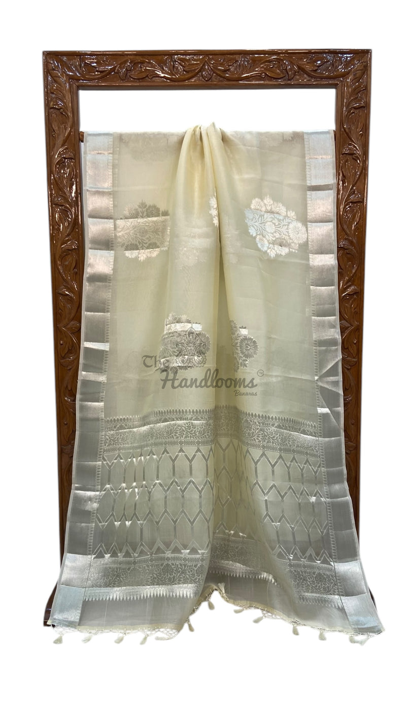 Pure Kora Handloom Banarasi Saree - The Handlooms