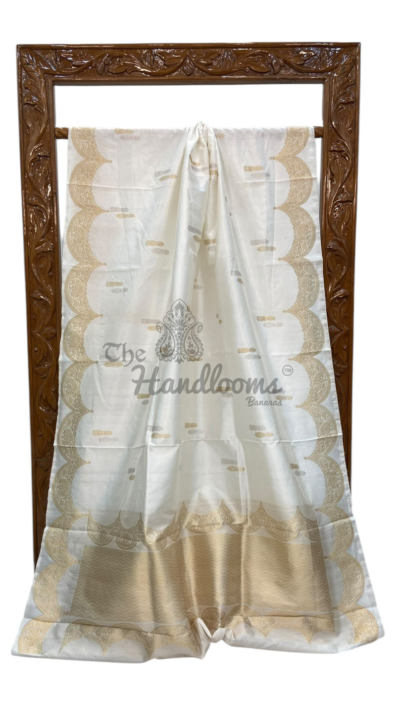 Pure Katan Silk Banarasi Handloom Saree - All over Sona Roopa Kadua motifs - The Handlooms