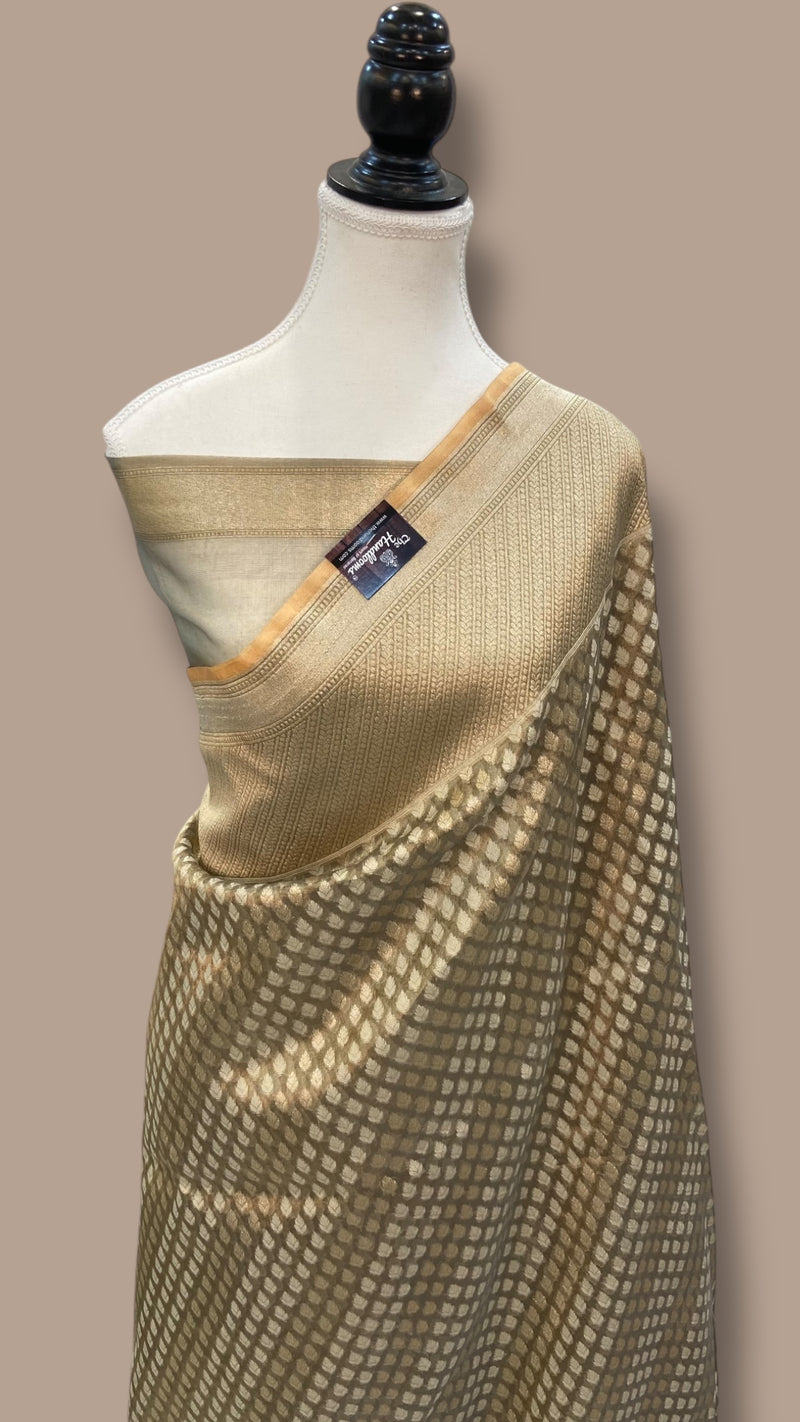 Pure Tissue Reshmi zari Banarasi Saree - The Handlooms