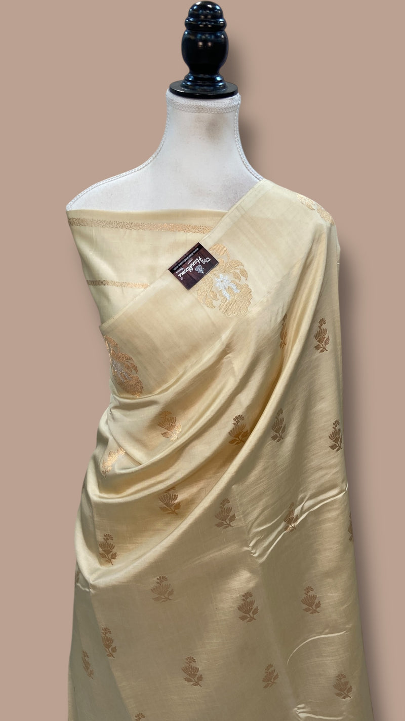Pure Katan Silk Banarasi Handloom Saree - All over Kadua Motifs - The Handlooms