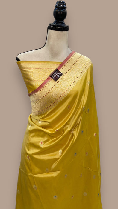 Pure Katan Silk Banarasi Handloom Saree - All over Kadua motifs With Meenakari