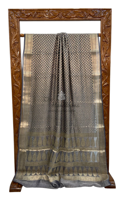 Pure Kora Tissue Handloom Banarasi Saree - Handwork