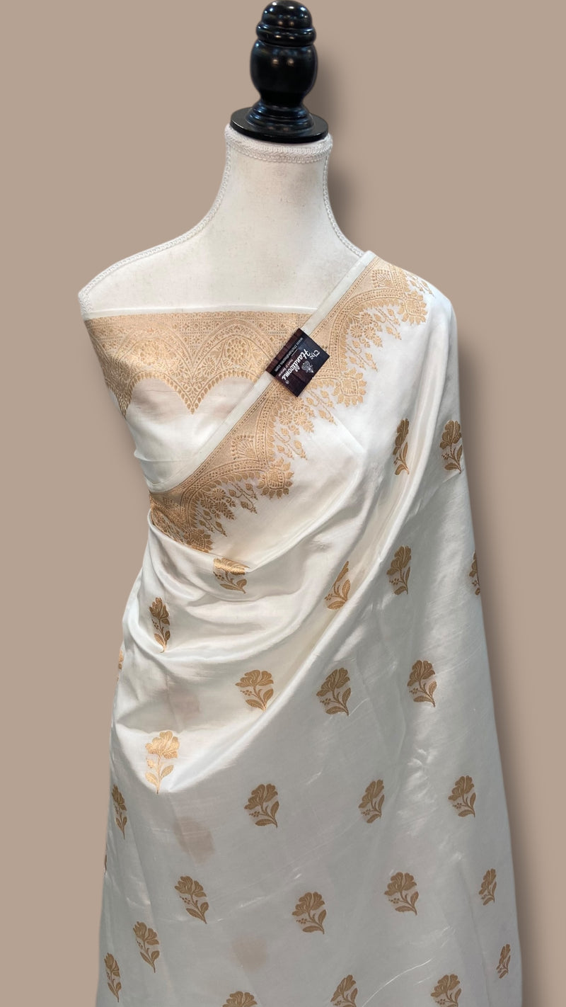 White Pure Katan Silk Banarasi Handloom Saree - All over Kadua motifs - The Handlooms