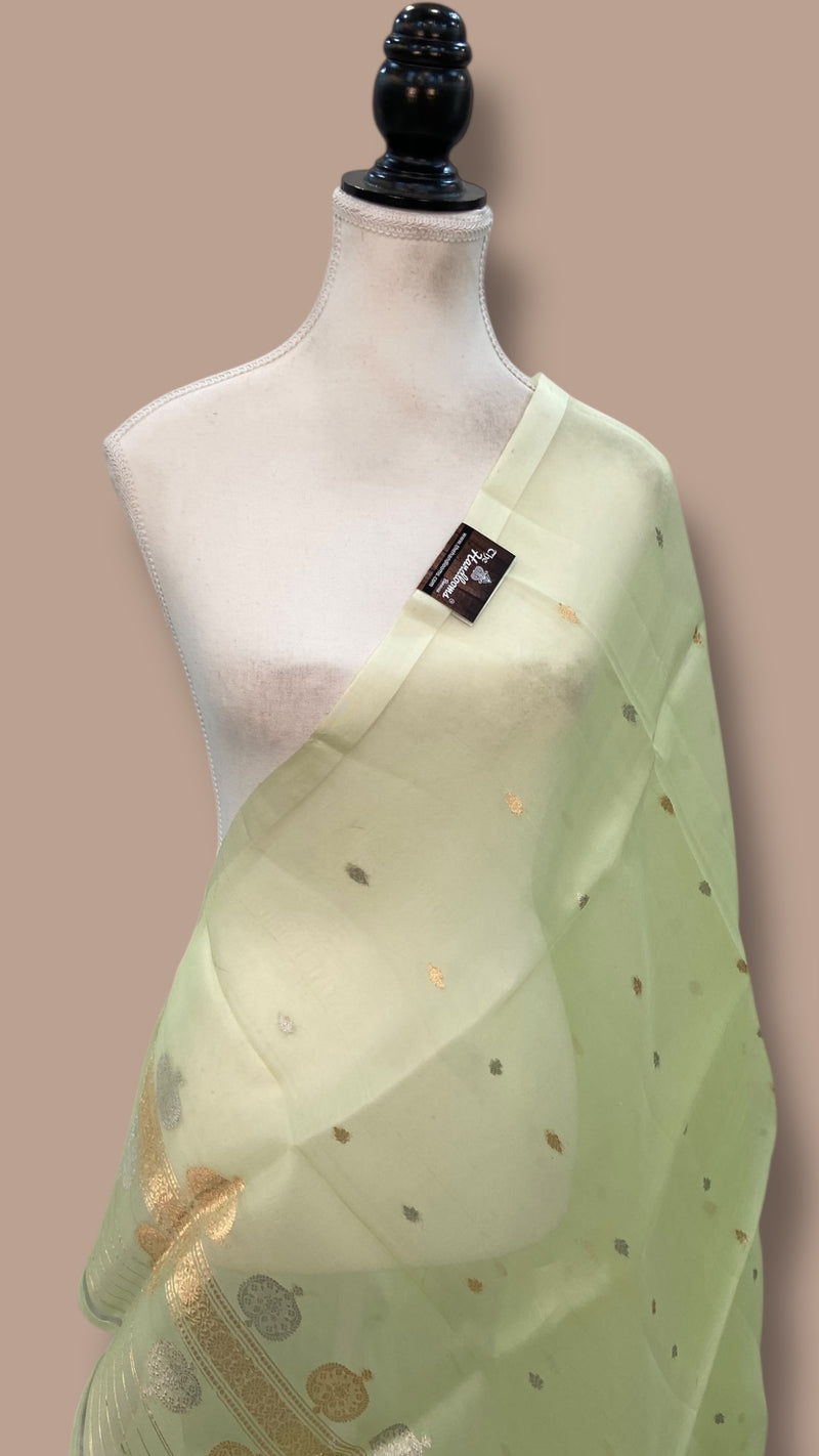 Pure kora Banarasi Handloom Dupatta - The Handlooms