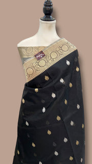 Pure Kora Handloom Banarasi All Over Kadua Motifs Saree - The Handlooms