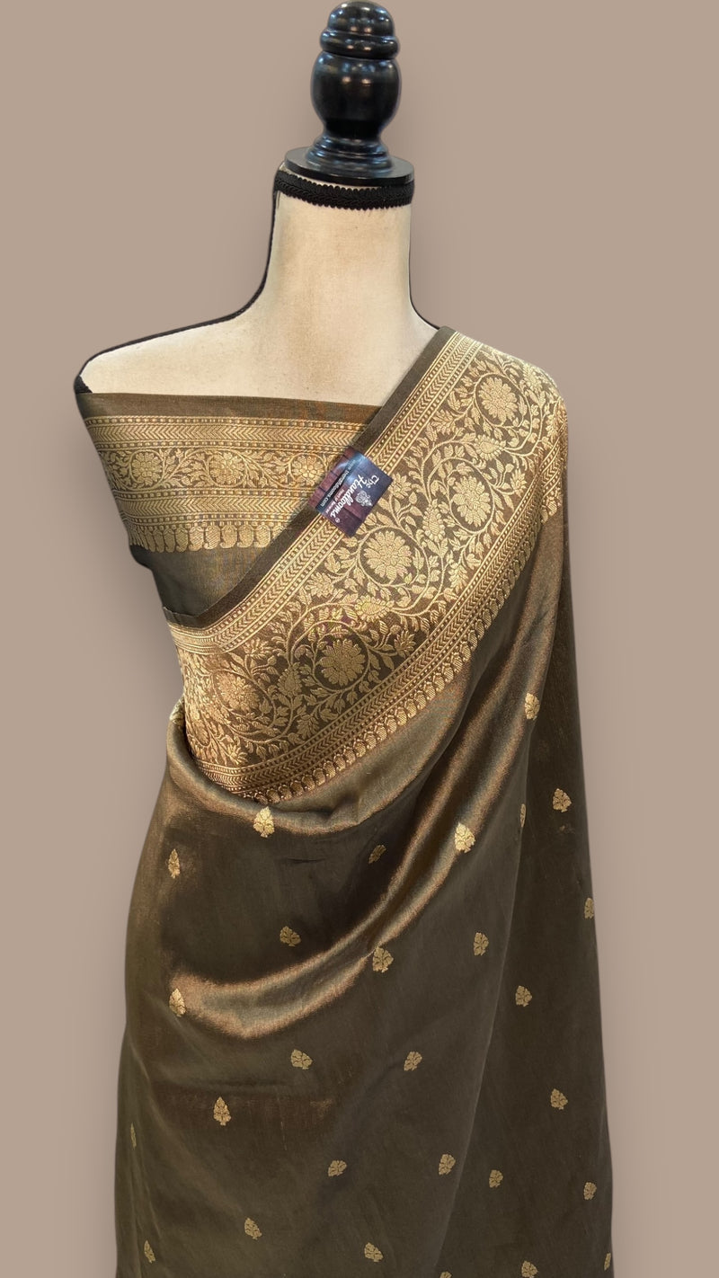 Pure tissue Katan Silk Banarasi Handloom Saree - All over Kadua motifs - The Handlooms