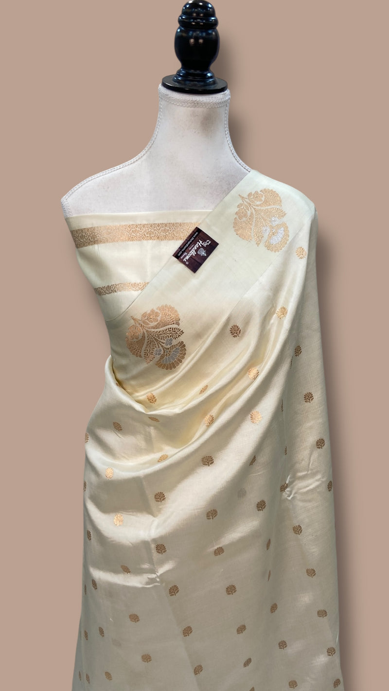 Pure Katan Silk Banarasi Handloom Saree - All over Kadua Motifs - The Handlooms
