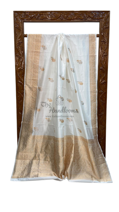 White Pure Katan Silk Banarasi Handloom Saree - All over Kadua motifs