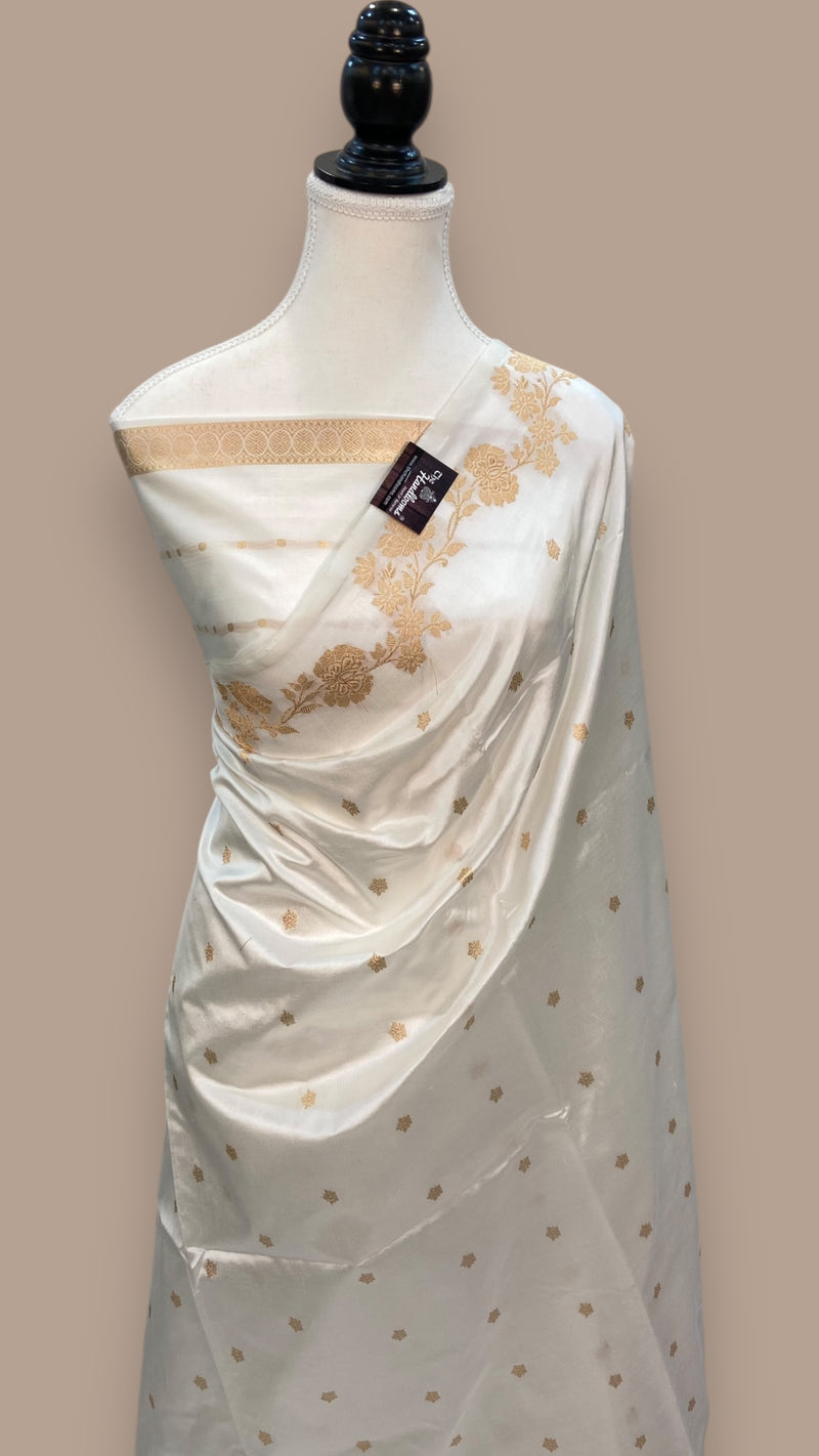 White Pure Katan Silk Banarasi Handloom Saree - All over Kadua motifs - The Handlooms