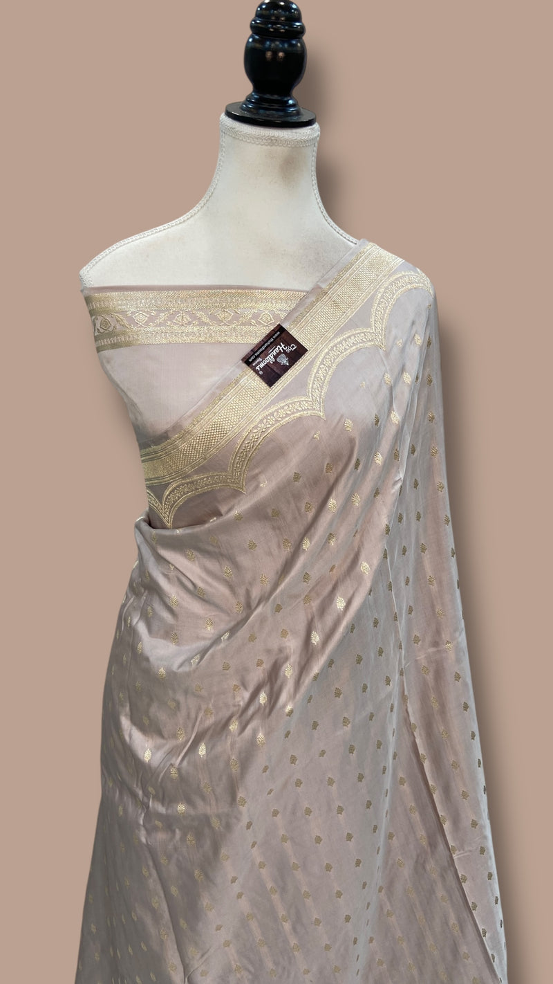 Pure Satan Silk Banarasi Handloom Saree - All over Motifs Work - The Handlooms