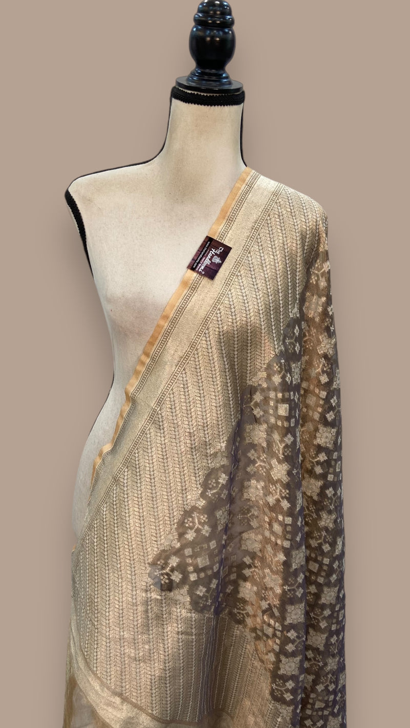 Pure Tissue Reshmi Zari Banarasi Brocade Handloom Dupatta - The Handlooms