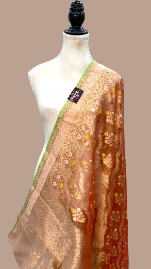 Pure Tissue Reshmi Zari Banarasi Brocade Handloom Dupatta - The Handlooms