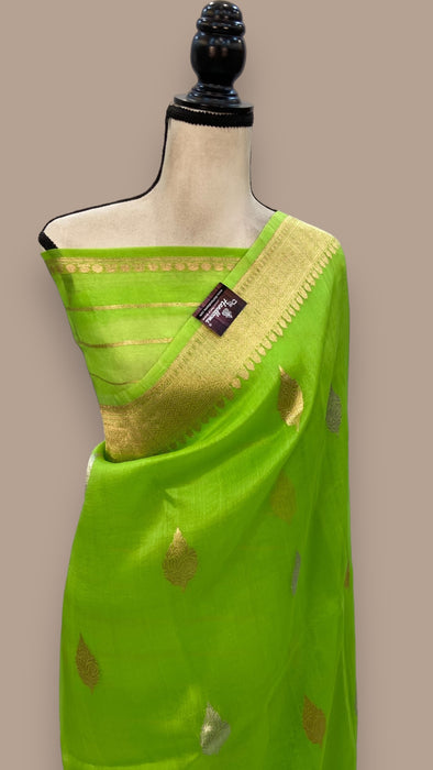 Parrot Green Pure Kora Handloom Banarasi Saree - Sona Roopa Alfi Kadua Boota