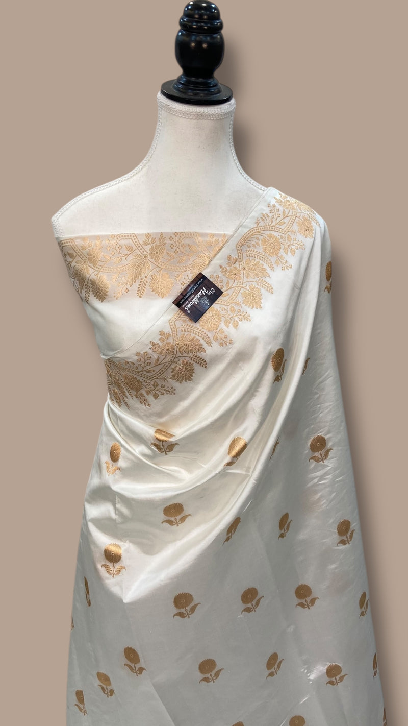 White Pure Katan Silk Banarasi Handloom Saree - All over Kadua motifs - The Handlooms