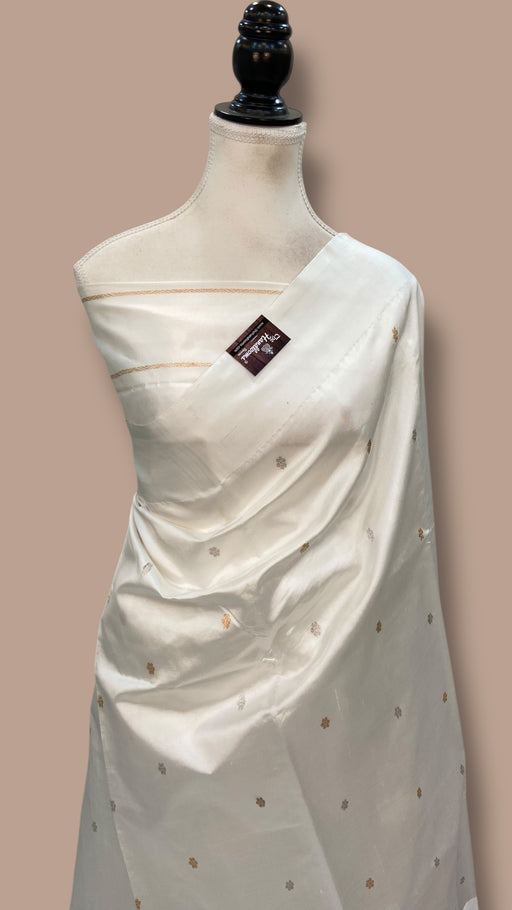 White Pure Katan Silk Banarasi Handloom Saree - All over Kadua motifs - The Handlooms