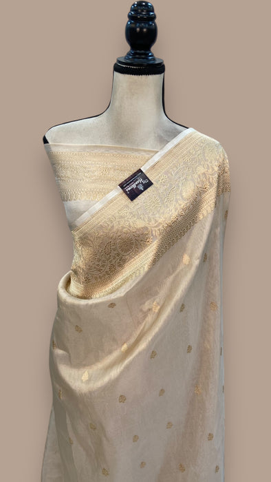 Pure tissue Katan Silk Banarasi Handloom Saree - All over Kadua motifs