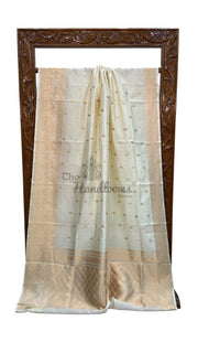 Pure Katan Silk Banarasi Handloom Saree - All over Kadua Motifs - The Handlooms