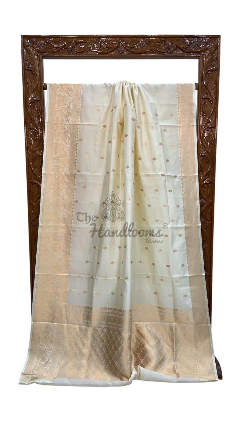 Pure Katan Silk Banarasi Handloom Saree - All over Kadua Motifs - The Handlooms