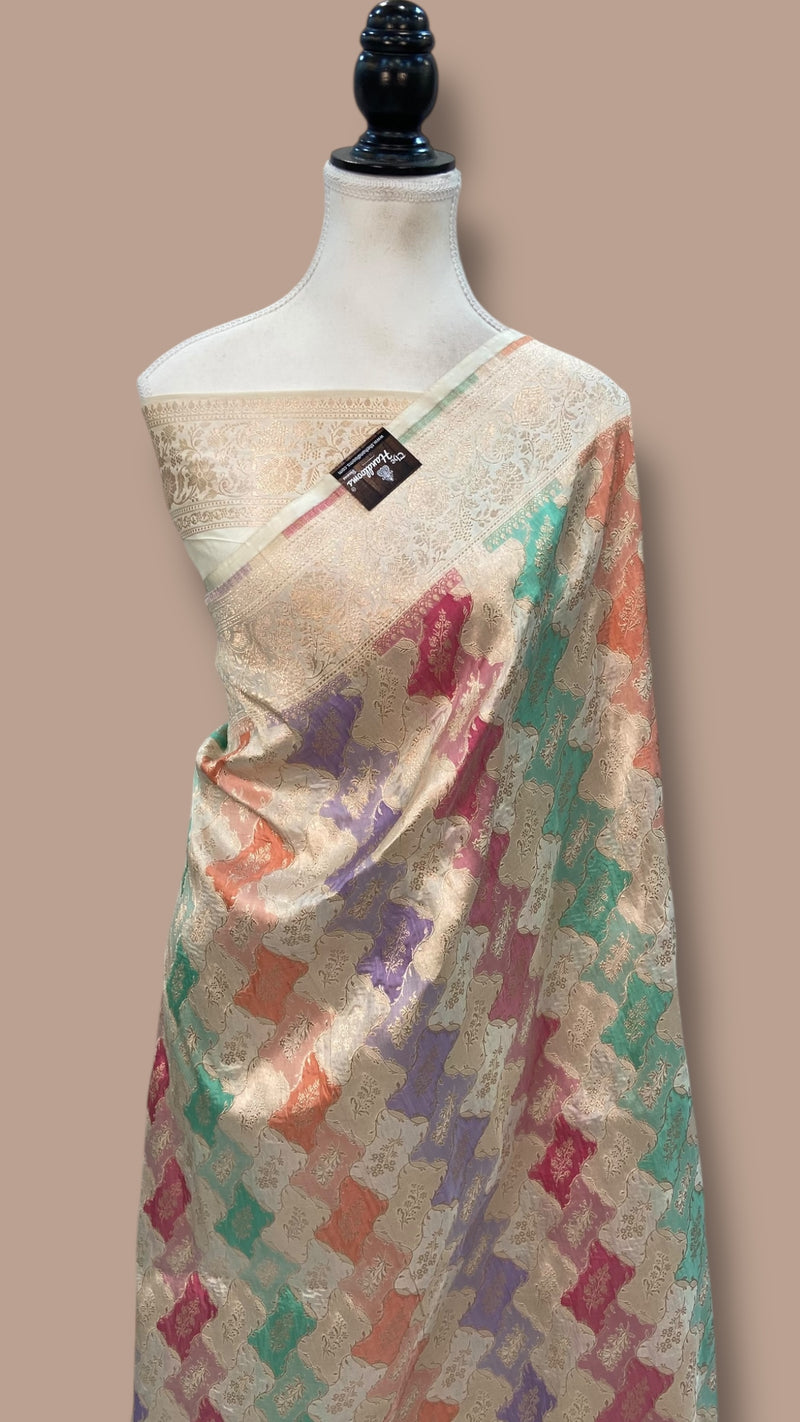Pure Katan Silk Banarasi Handloom Saree - All over Jaal Work With Rangkart - The Handlooms