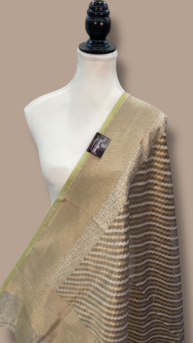Pure Tissue Reshmi Zari Banarasi Brocade Handloom Dupatta - The Handlooms