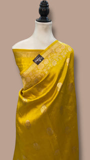 Pure Katan Silk Banarasi Handloom Saree - All over Kadua motifs - The Handlooms