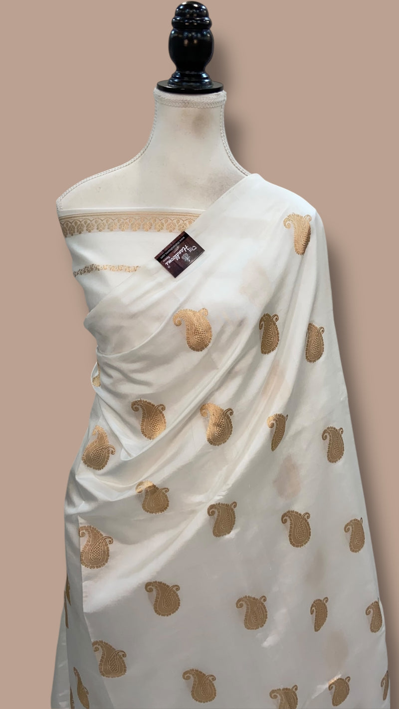White Pure Katan Silk Banarasi Handloom Saree - All over Kadua motifs - The Handlooms