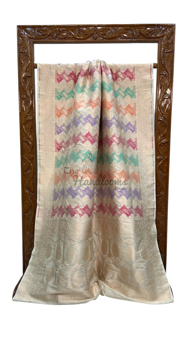 Pure Katan Silk Banarasi Handloom Saree - All over Jaal Work With Rangkart - The Handlooms