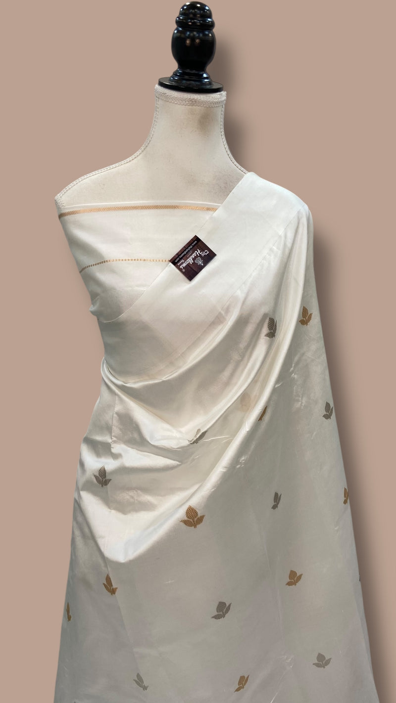 White Pure Katan Silk Banarasi Handloom Saree - All over Kadua motifs - The Handlooms