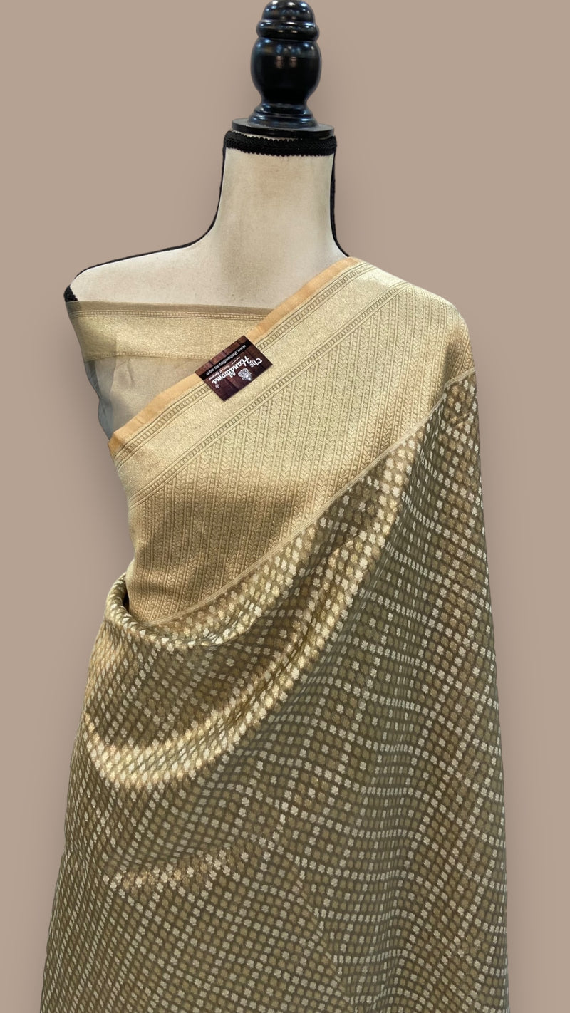 Pure Tissue Reshmi Zari Banarasi Brocade Handloom Saree - The Handlooms