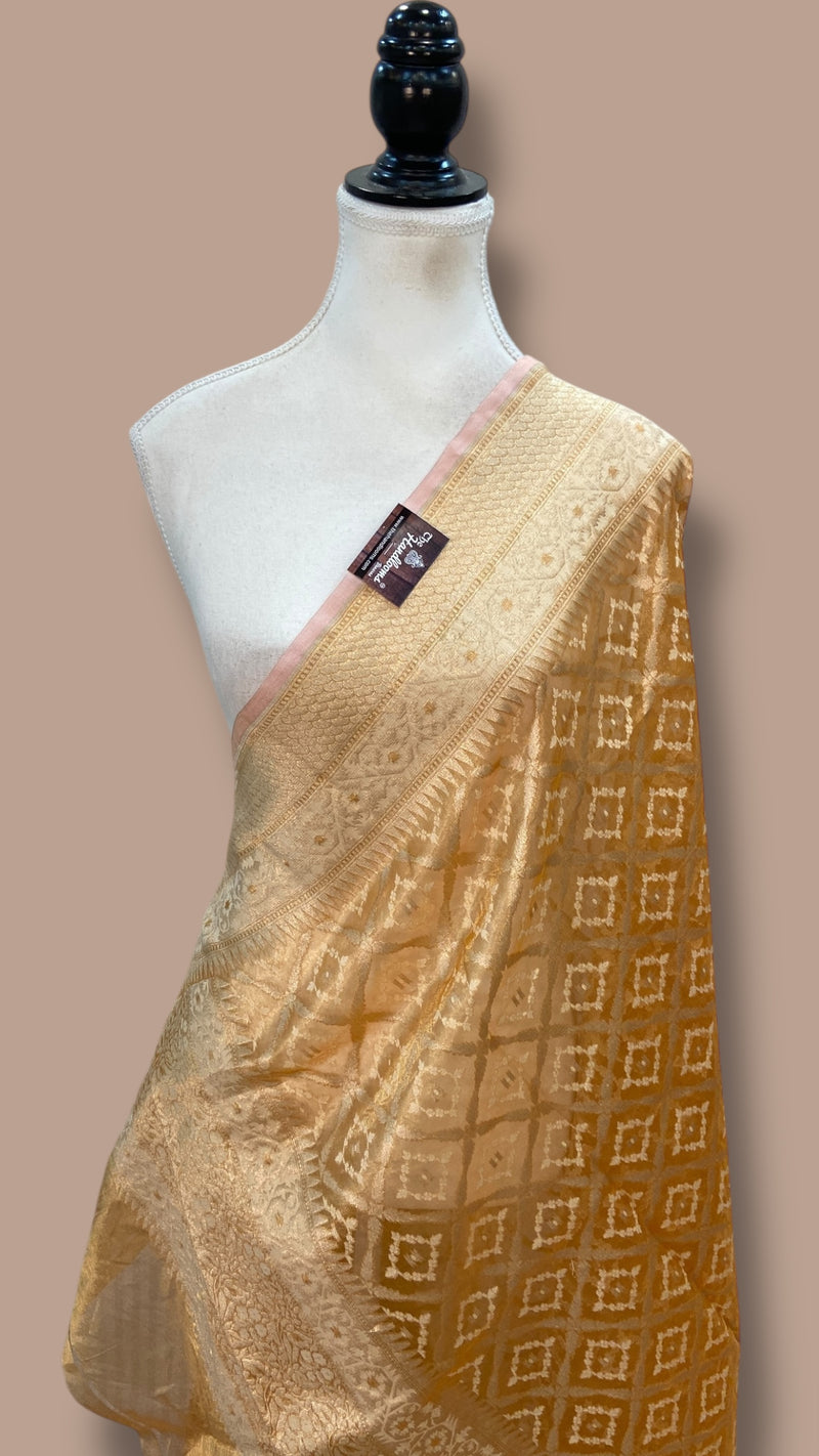Pure Tissue Reshmi Zari Banarasi Brocade Handloom Dupatta - The Handlooms