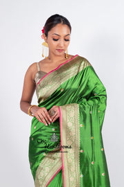 Green Pure Katan Silk Banarasi Handloom Saree - All over Kadua motifs With Meenakari - The Handlooms