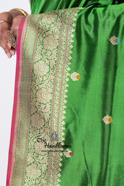Green Pure Katan Silk Banarasi Handloom Saree - All over Kadua motifs With Meenakari - The Handlooms