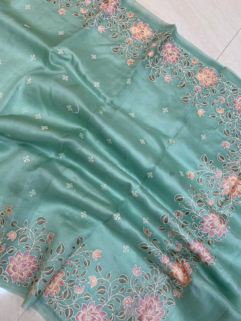 Pure Organza Chikankari Handloom Banarasi Saree - The Handlooms