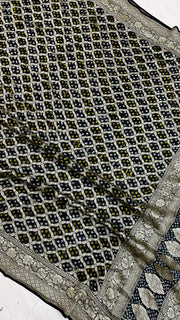 Pure Georgette Banarasi Bandhej Handloom Dupatta - The Handlooms