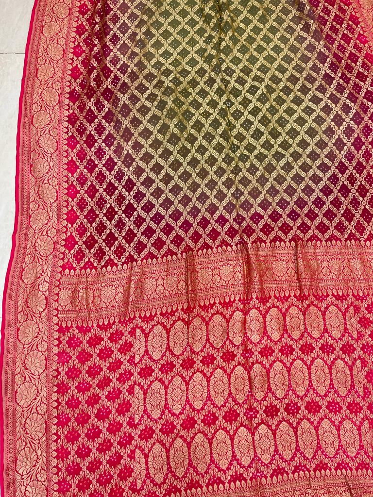 Dual Shade Pure Georgette Banarasi Bandhej Handloom Saree - The Handlooms
