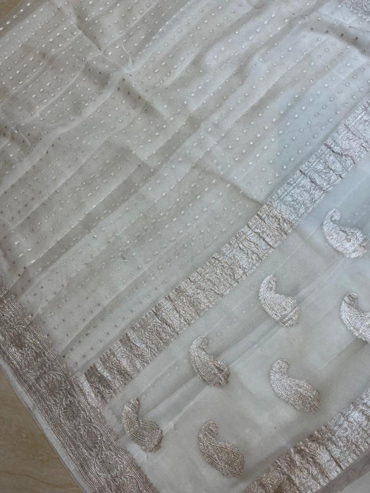 White Pure Georgette Handloom Banarasi Saree - The Handlooms