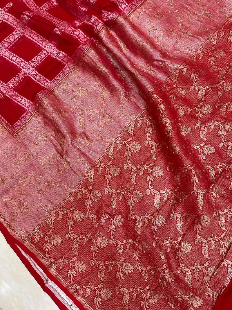 Pure Georgette Banarasi Bandhej Handloom Saree - The Handlooms