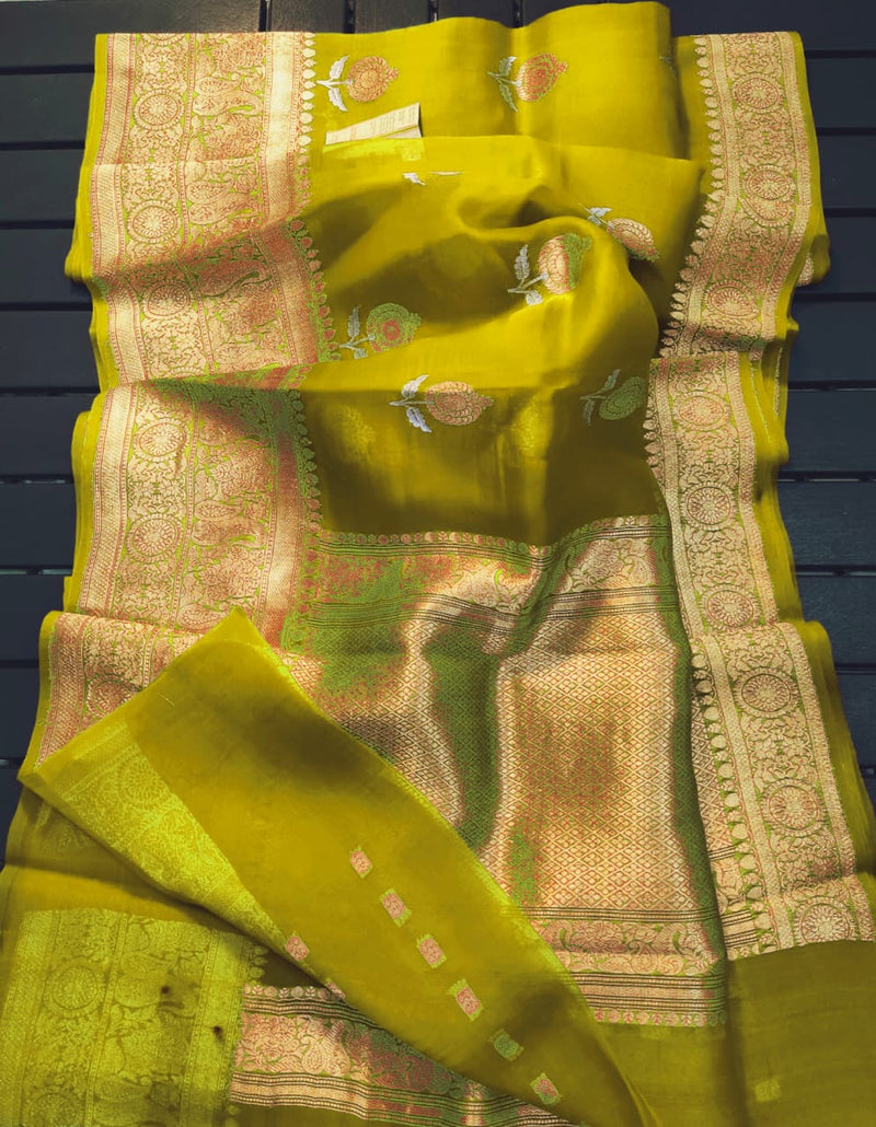 Pure Kora Handloom Banarasi Saree - Sona Roopa Alfi Kadua Boota - The Handlooms