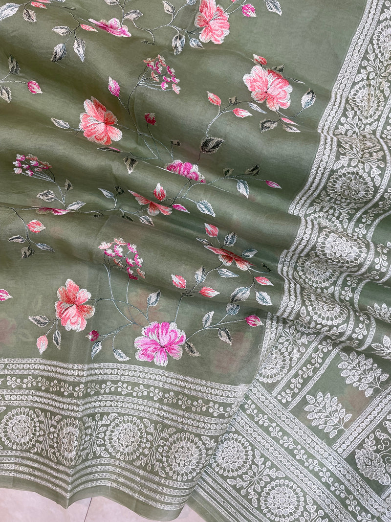 Pure Organza Chikankari Handloom Banarasi Saree - The Handlooms